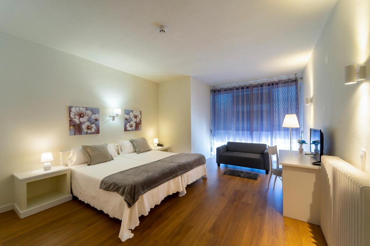 Hotel La Mota By Punta25 Hotels Group Medina del Campo Luaran gambar